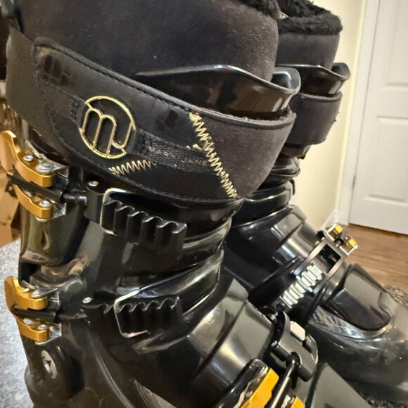 Full Tilt Mary Jane Ski Boots Womens Size 9 / Size 26.5 - Picture 3 of 9